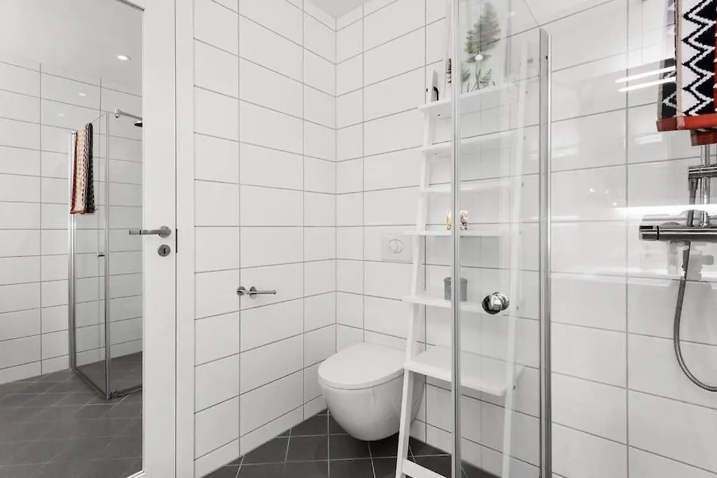Stor Og Moderne Leilighet I Indre Arna Bergen Gratis Parkering!! Apartamento